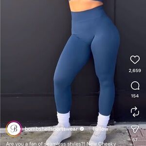 Bombshell Sportswear Blue cheeky Seamless Leggings